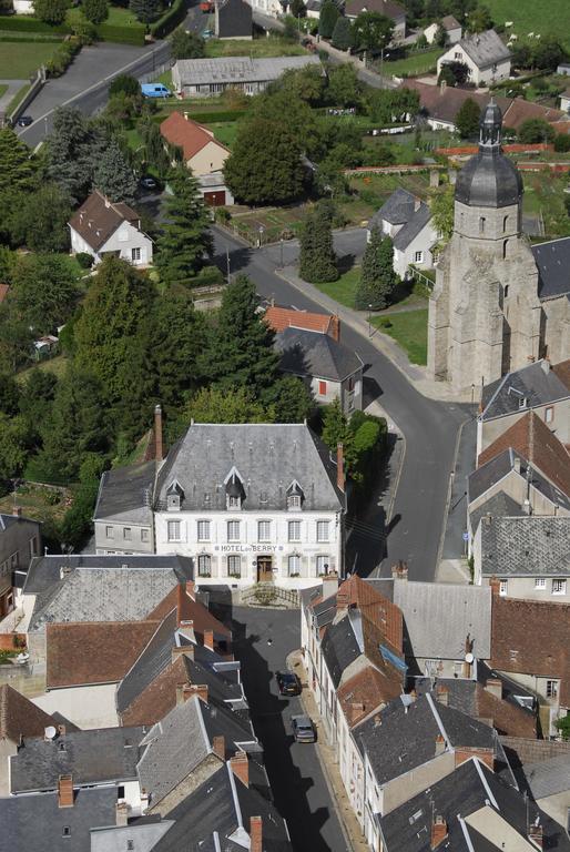 Hotel Du Berry Aigurande Kültér fotó
